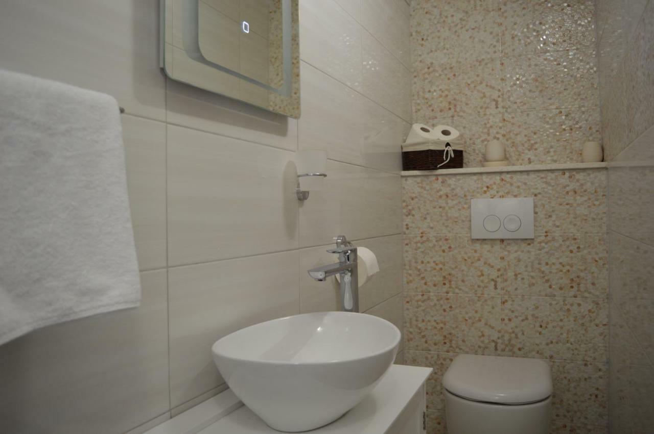 Mimoza Villa Rogoznica  Buitenkant foto